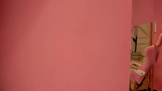 Sara connor01 online show from 11/27/25, 09:04