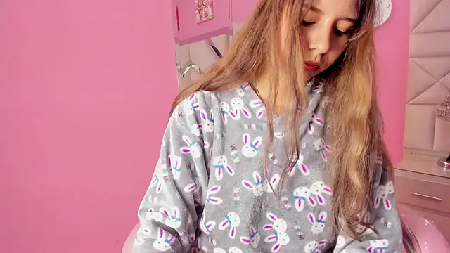 Sara connor01 online show from 03/11/26, 12:54