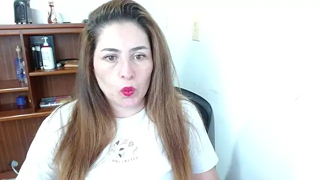 Snapshot of dayan_hanks chatting on 04/23/26, 01:45 dayan hanks online show from 04/23/26, 01:45