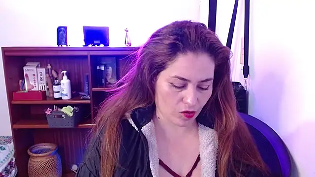 dayan hanks online show from 03/30/26, 02:46