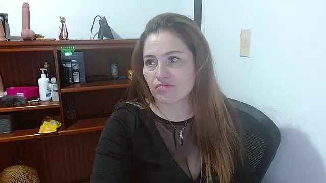 dayan hanks online show from 04/17/26, 02:25