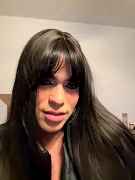 rikiisaac5 online show from 11/10/25, 01:43