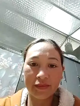 Snapshot of Yanren_22 chatting on 11/10/25, 05:45 Yanren 22 online show from 11/10/25, 05:45