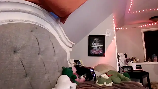 Dusaa  online show from 04/07/26, 12:01