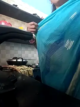 Nisha Hindi online show from 11/10/25, 05:56