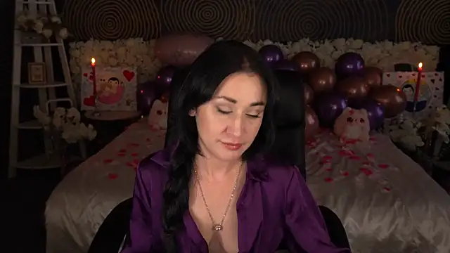 Snapshot of CarolinaaFoxyyy chatting on 02/13/26, 01:44 CarolinaaFoxyyy online show from 02/13/26, 01:44