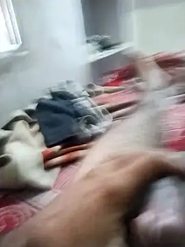 Snapshot of hyderabad_single chatting on 01/14/26, 04:27 hyderabad single online show from 01/14/26, 04:27