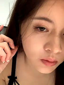 hoho-is online show from 11/18/25, 05:16