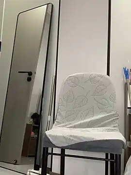 hoho-is online show from 02/05/26, 04:36