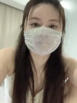 hoho-is online show from 04/14/26, 02:33