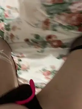 hoho-is online show from 12/02/25, 08:43