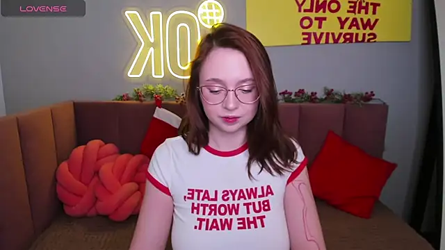 Erica Nelson online show from 11/30/25, 01:28