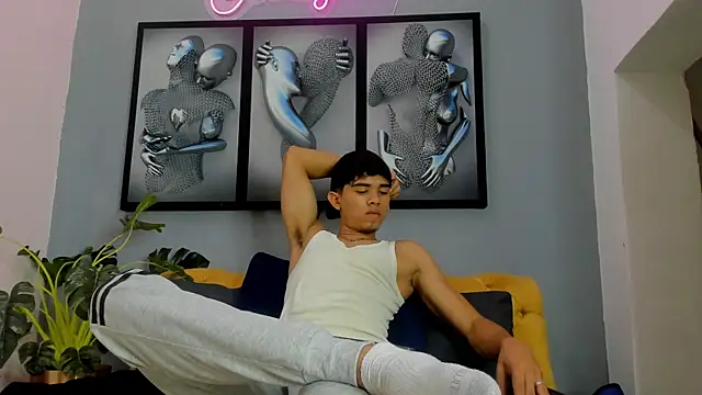 Ashton  Montana online show from 01/13/26, 07:29