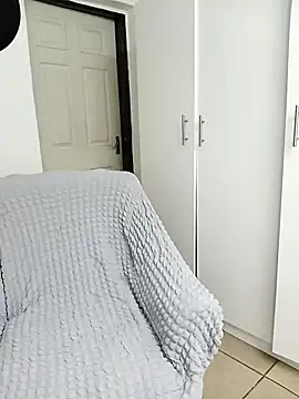 HipsDontLieX95 online show from 11/14/25, 11:19