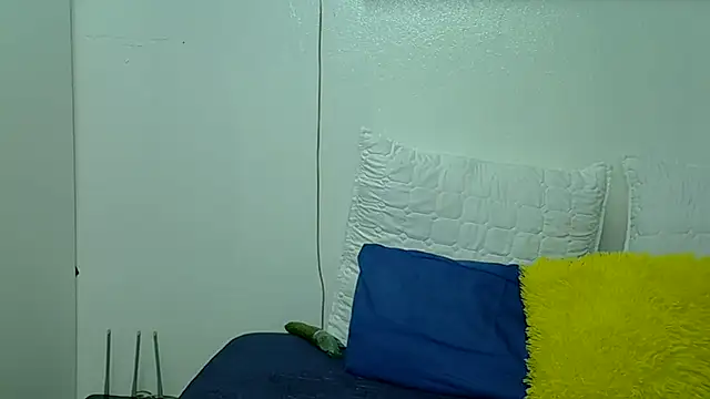 HipsDontLieX95 online show from 11/30/25, 10:10