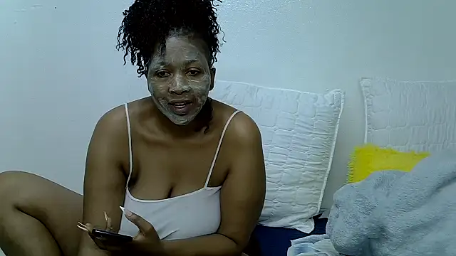 HipsDontLieX95 online show from 12/01/25, 02:51