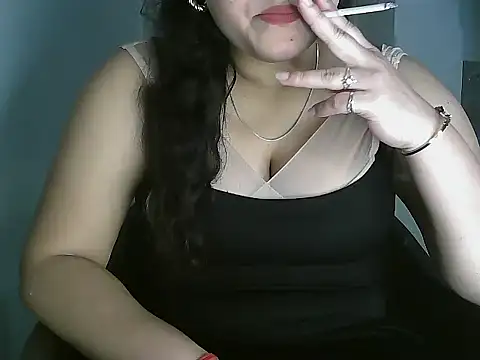 shreya saxena 01 online show from 02/25/26, 06:46