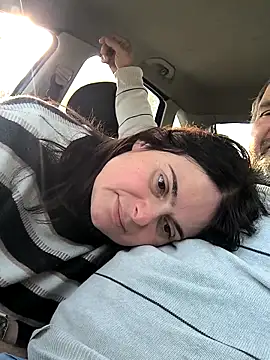 Snapshot of marchigiana chatting on 12/22/25, 10:37 marchigiana online show from 12/22/25, 10:37