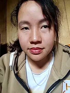 yelow-bee online show from 11/10/25, 03:55