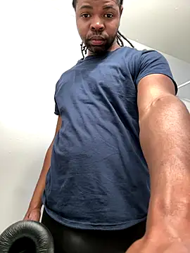 Snapshot of Mr_Sirthedom chatting on 11/28/25, 08:03 Mr Sirthedom online show from 11/28/25, 08:03