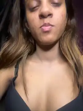 Snapshot of Your___Moonlight chatting on 12/01/25, 09:59 Your Moonlight online show from 12/01/25, 09:59