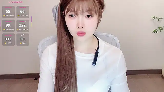 Insist6 online show from 04/10/26, 12:45