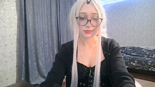 cupcakevice online show from 11/28/25, 05:13