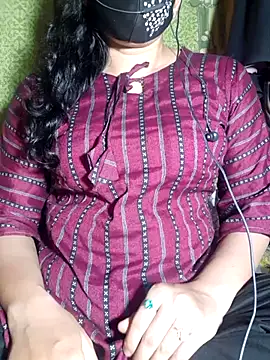 Snapshot of HotGirl23231 chatting on 05/03/26, 06:11 HotGirl23231 online show from 05/03/26, 06:11