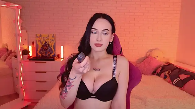 Darineko  online show from 04/01/26, 03:30