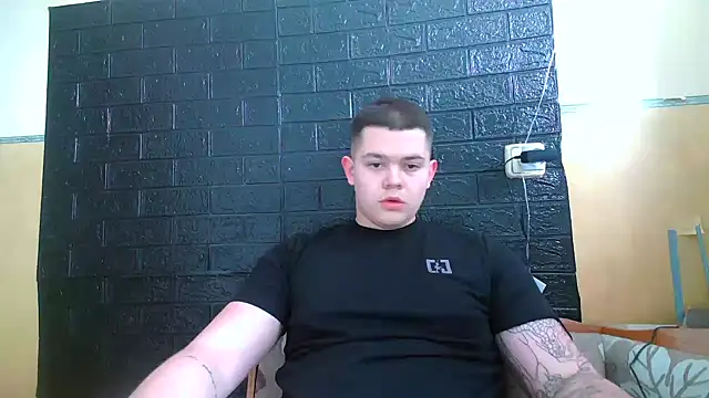 CuteButNaughty  online show from 02/15/26, 12:59