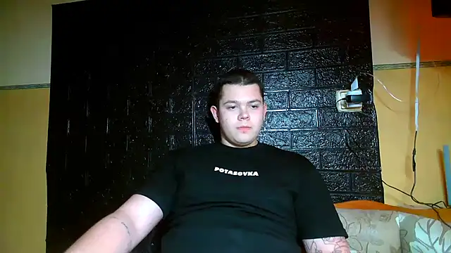 CuteButNaughty  online show from 02/05/26, 09:10