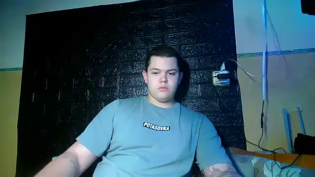 CuteButNaughty  online show from 02/11/26, 08:52