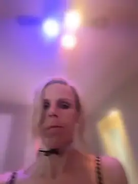 machineslut online show from 04/15/26, 06:56