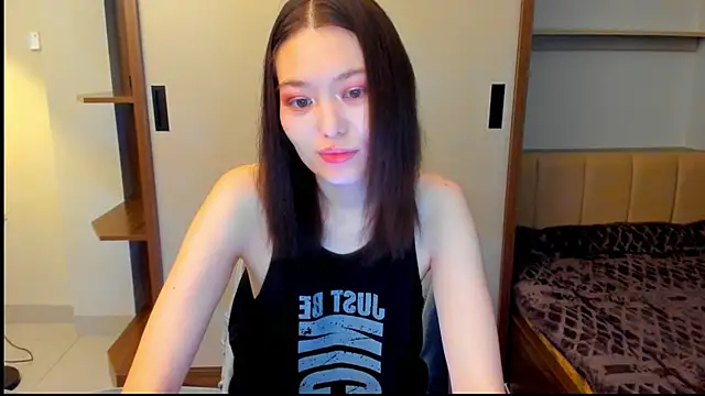 HopeLovely online show from 04/10/26, 04:25