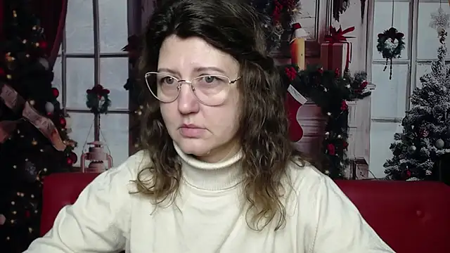 RoseHille online show from 12/21/25, 06:26