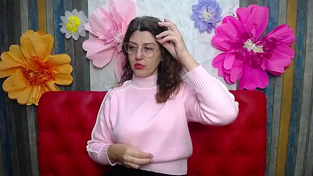 RoseHille online show from 12/02/25, 02:41