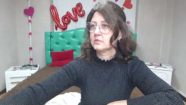 RoseHille online show from 02/15/26, 06:14