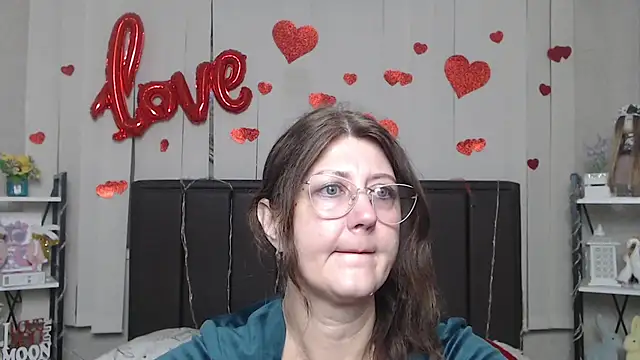 RoseHille online show from 03/29/26, 05:09