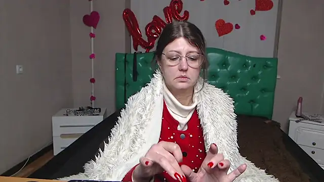 RoseHille online show from 02/10/26, 02:43