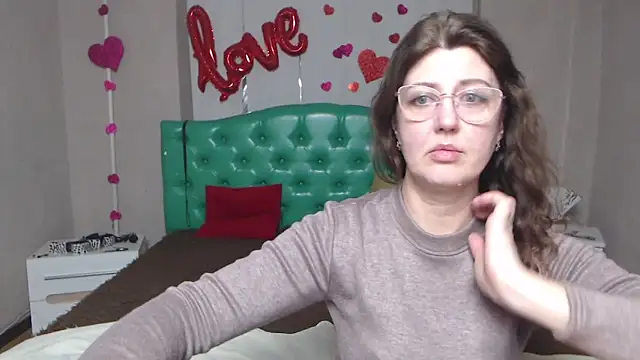 RoseHille online show from 02/23/26, 05:46