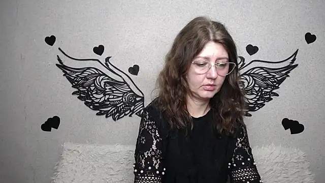 RoseHille online show from 04/05/26, 05:14