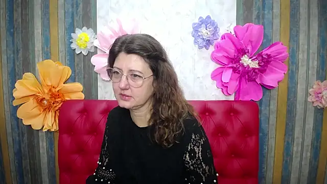 RoseHille online show from 11/29/25, 06:13