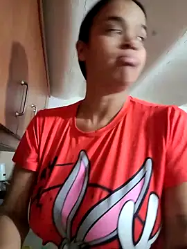 kyliecastell online show from 11/11/25, 04:46