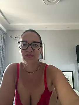 Milana8263 online show from 05/05/26, 09:56