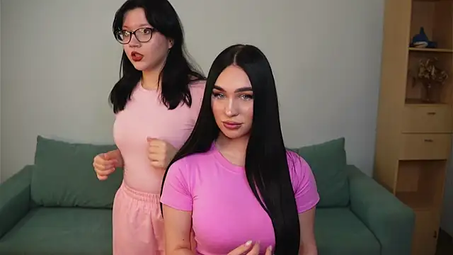 MonnieDeman online show from 11/10/25, 05:18