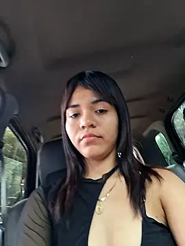 Skinny Wet online show from 11/11/25, 08:14