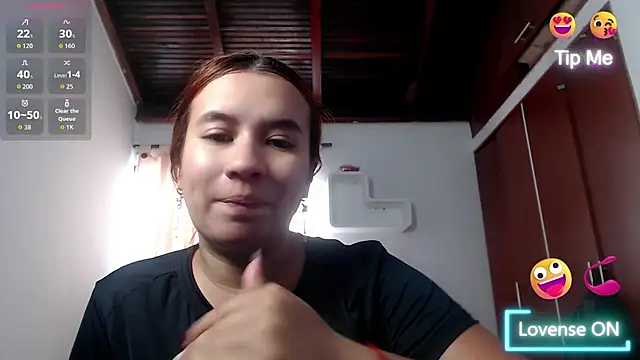 chloe cherry  online show from 11/15/25, 07:51