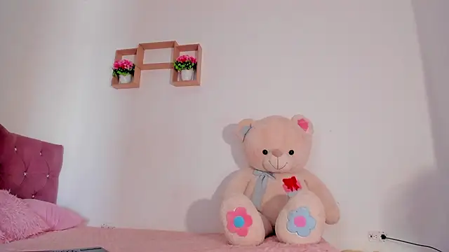 vanessa sexyhot  online show from 02/13/26, 12:49