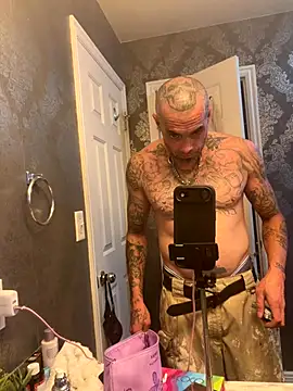 Snapshot of MrMrsperfeted chatting on 11/09/25, 11:09 MrMrsperfeted online show from 11/09/25, 11:09