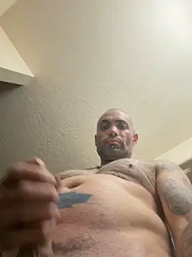 Snapshot of MrMrsperfeted chatting on 11/12/25, 03:21 MrMrsperfeted online show from 11/12/25, 03:21